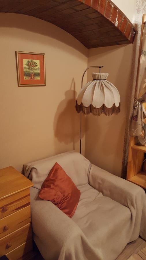 Hangulat Vendeghaz Apartmanok Orosháza Buitenkant foto