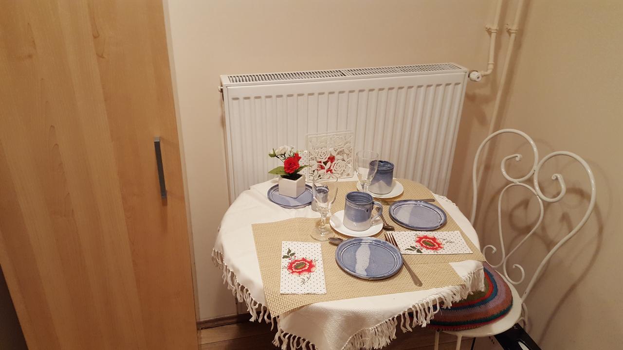 Hangulat Vendeghaz Apartmanok Orosháza Buitenkant foto