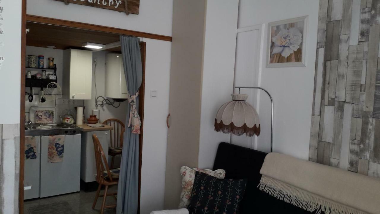 Hangulat Vendeghaz Apartmanok Orosháza Buitenkant foto