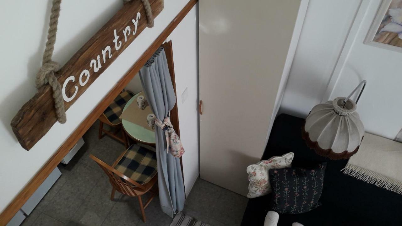 Hangulat Vendeghaz Apartmanok Orosháza Buitenkant foto