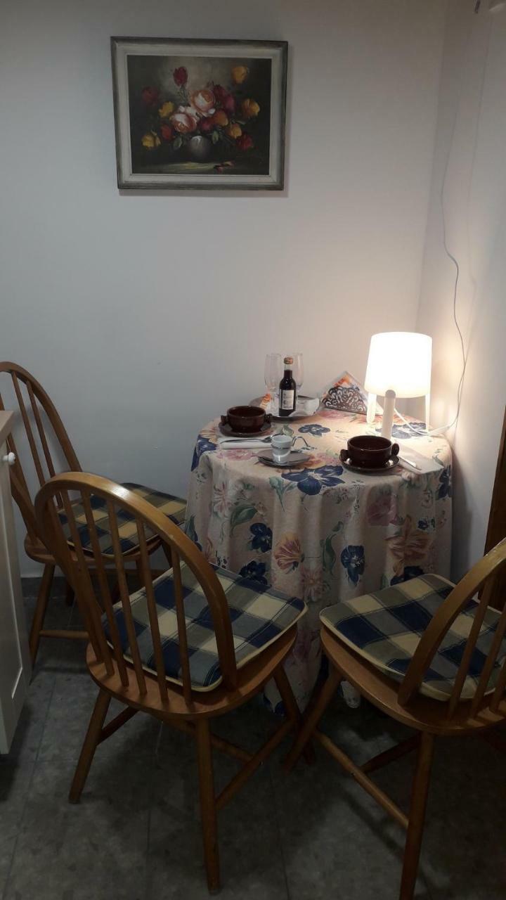 Hangulat Vendeghaz Apartmanok Orosháza Buitenkant foto