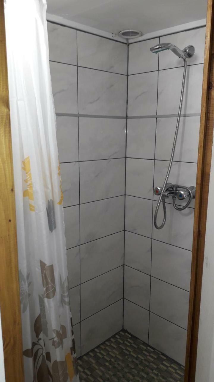 Hangulat Vendeghaz Apartmanok Orosháza Buitenkant foto